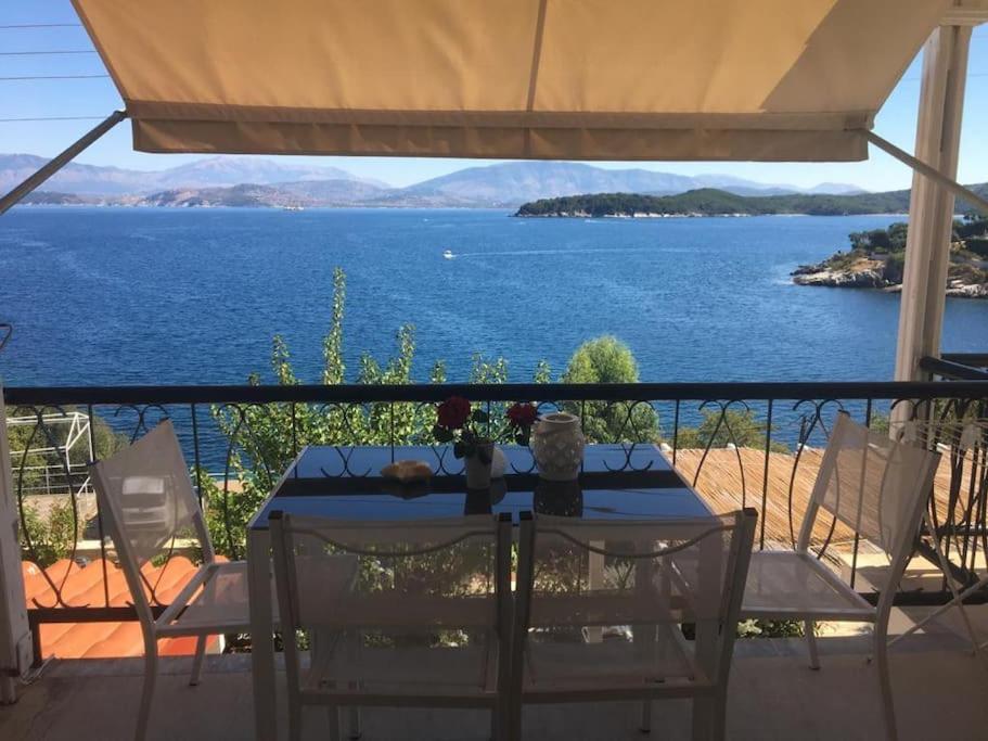 Summer Senses In Apartment Kassiopi