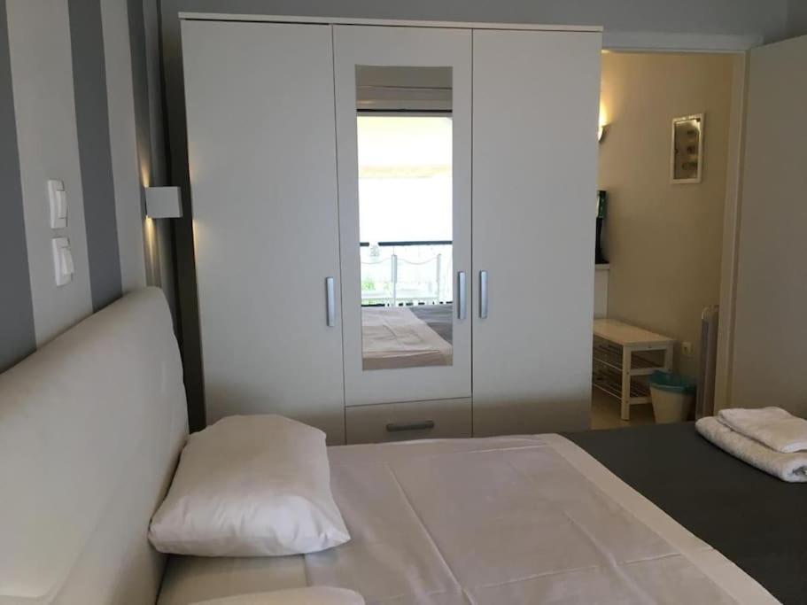 Summer Senses In Apartment Kassiopi